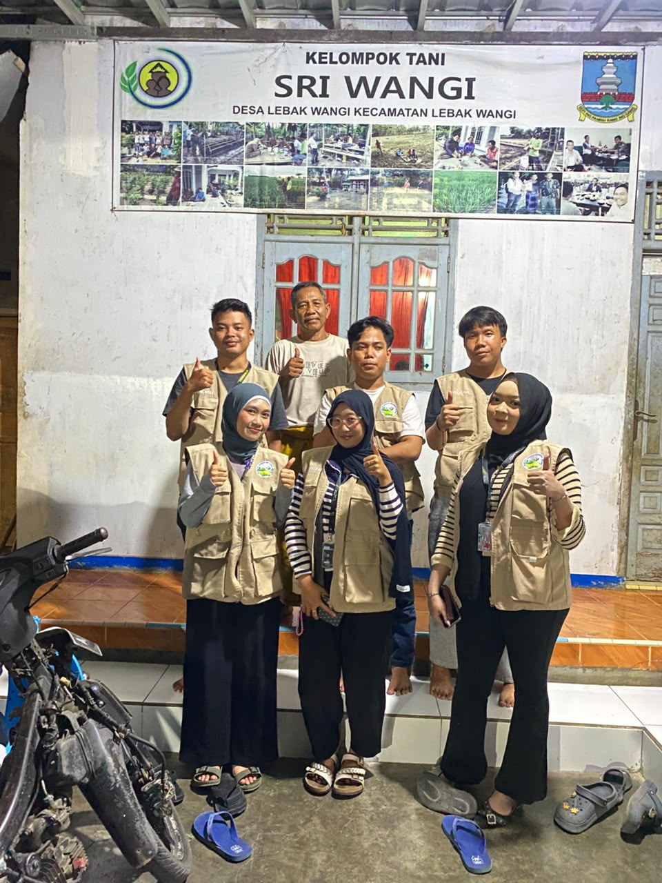 Mahasiswa KKM 28 UNIBA Mengunjungi dan Melakukan Observasi Kepada Kelompok Tani